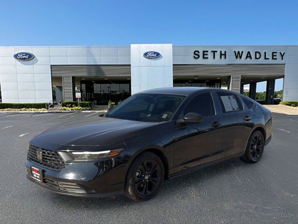 Used 2025 Honda Accord SE Sedan