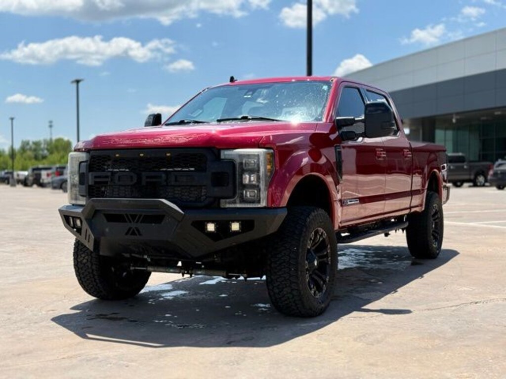 Used 2019 Ford F-250SD Lariat Truck