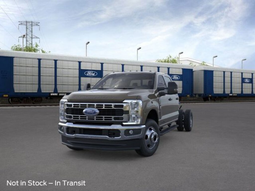 New 2026 Ford F-350SD XLT Chassis