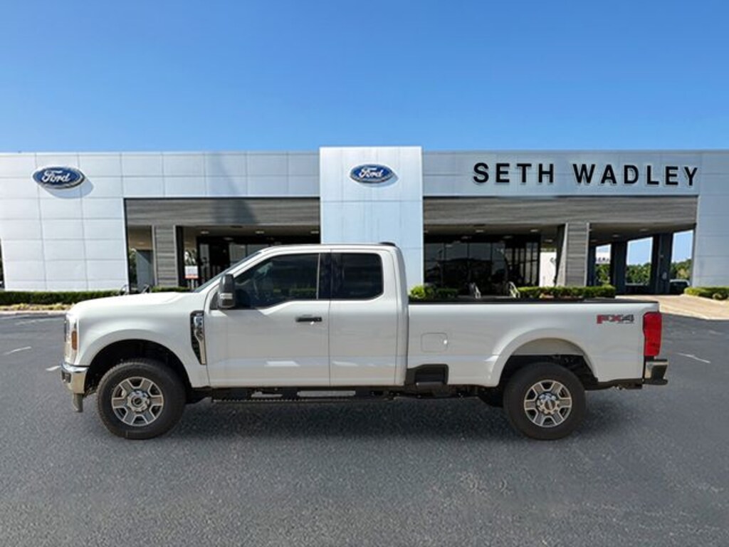 New 2025 Ford F-350SD XLT Truck