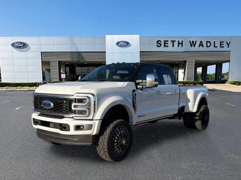Used 2025 Ford F-450SD Platinum Truck