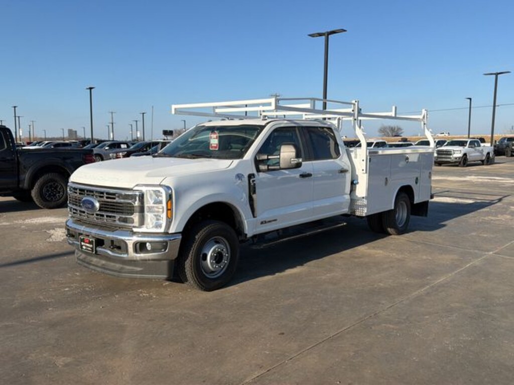 New 2025 Ford F-350SD XL Chassis