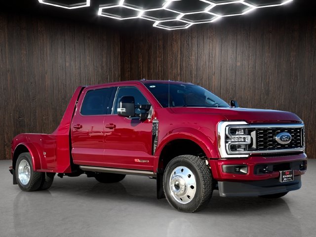 New 2025 Ford F-450SD Platinum Truck