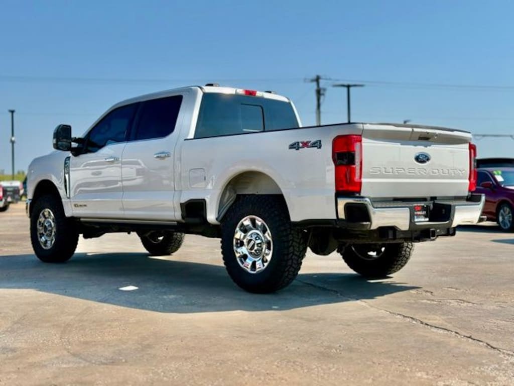 Certified 2023 Ford F-250SD Lariat Truck