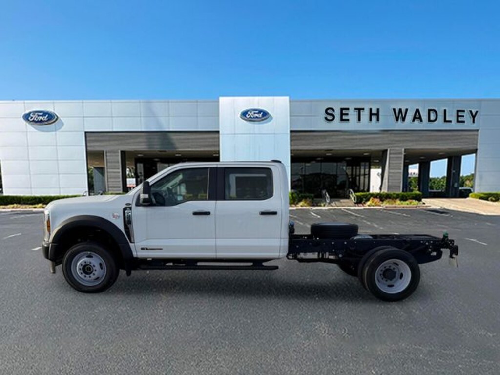 New 2025 Ford F-550SD XL Chassis