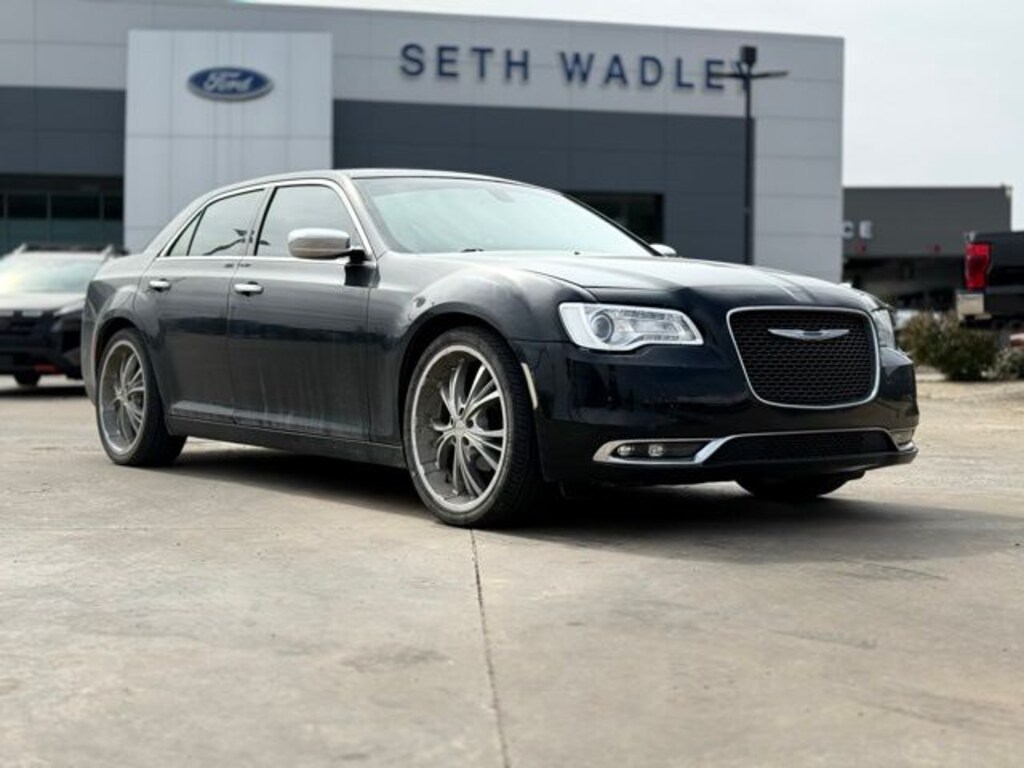 Used 2018 Chrysler 300 Limited Sedan