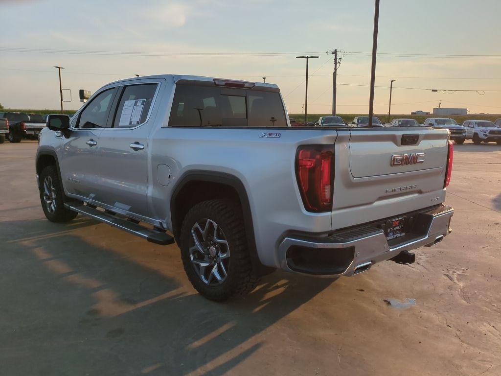 Used 2022 GMC Sierra 1500 SLT Truck