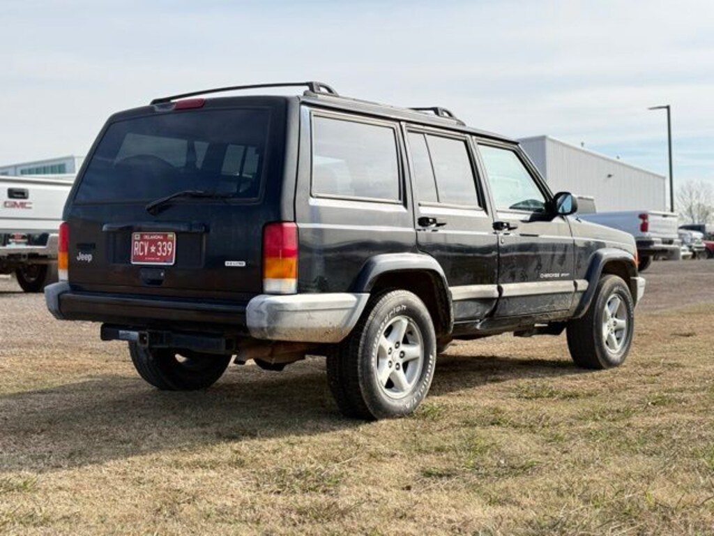 Used 2001 Jeep Cherokee Sport SUV