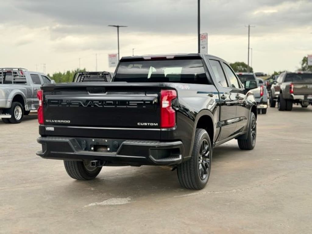 Used 2021 Chevrolet Silverado 1500 Custom Truck