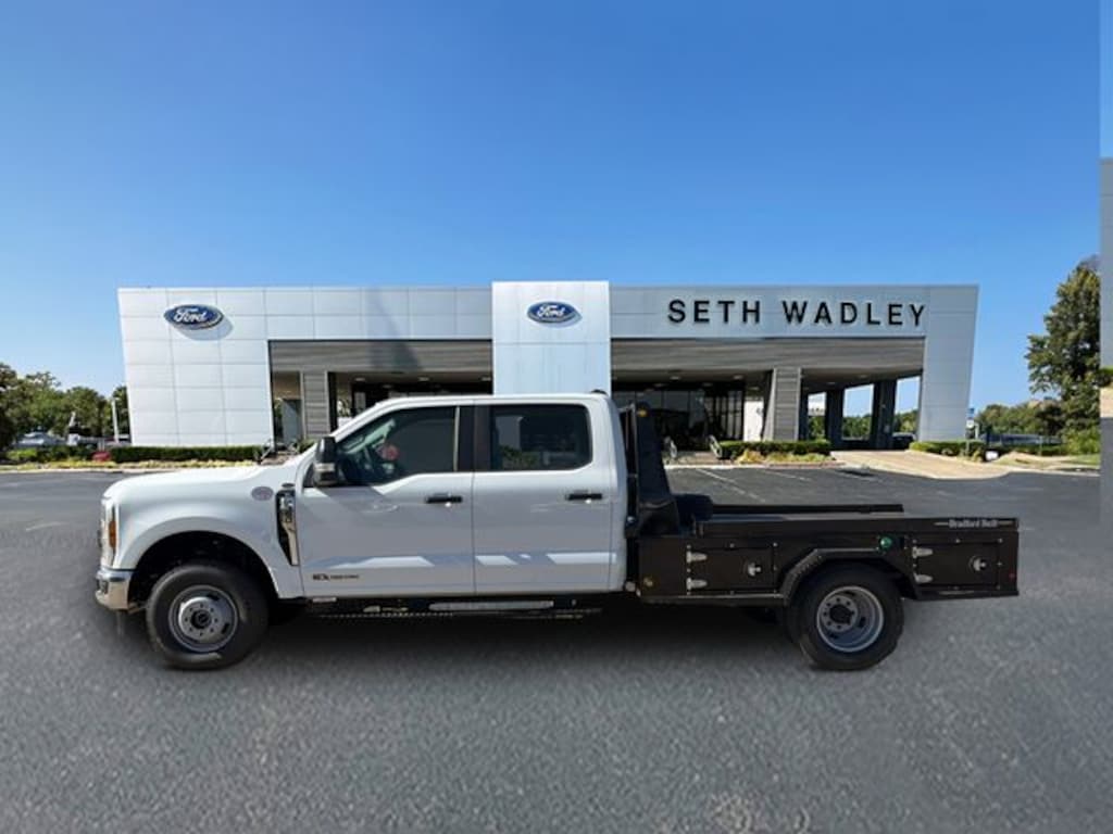 New 2026 Ford F-350SD XL Chassis