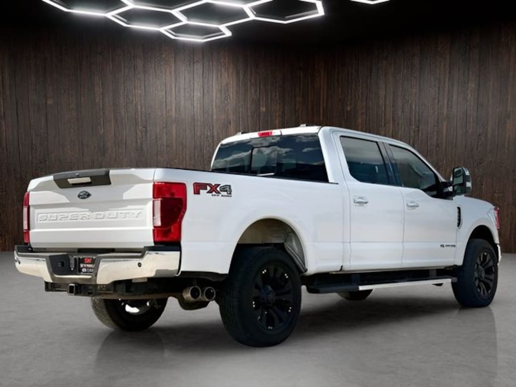 Used 2021 Ford F-250SD Lariat Truck