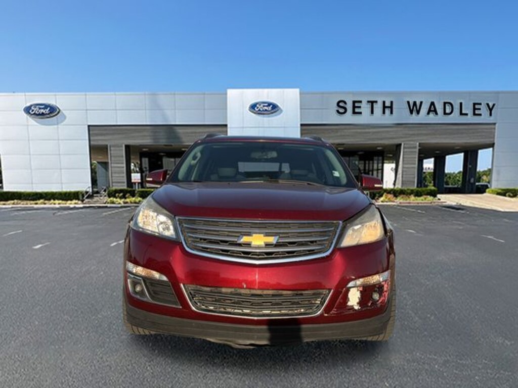 Used 2017 Chevrolet Traverse LT SUV