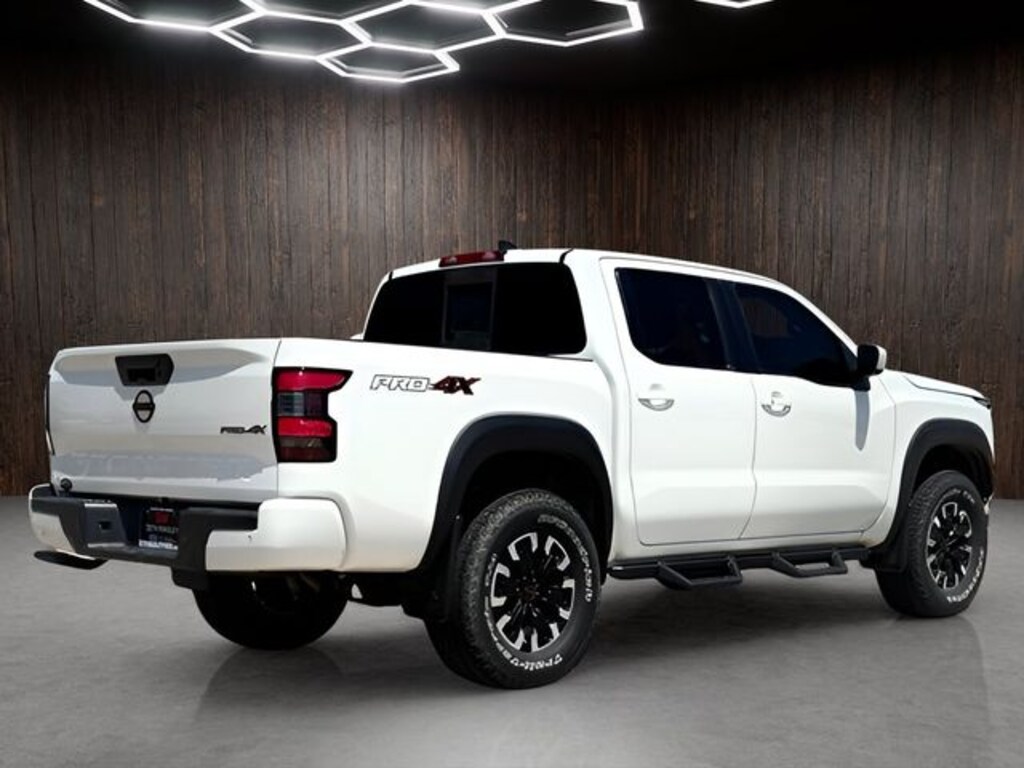 Certified 2022 Nissan Frontier PRO-4X Truck