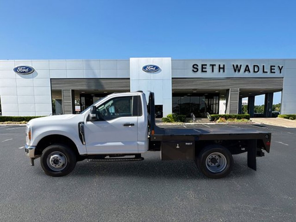 Used 2023 Ford F-350SD XL Chassis