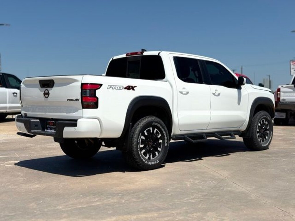 Certified 2022 Nissan Frontier PRO-4X Truck