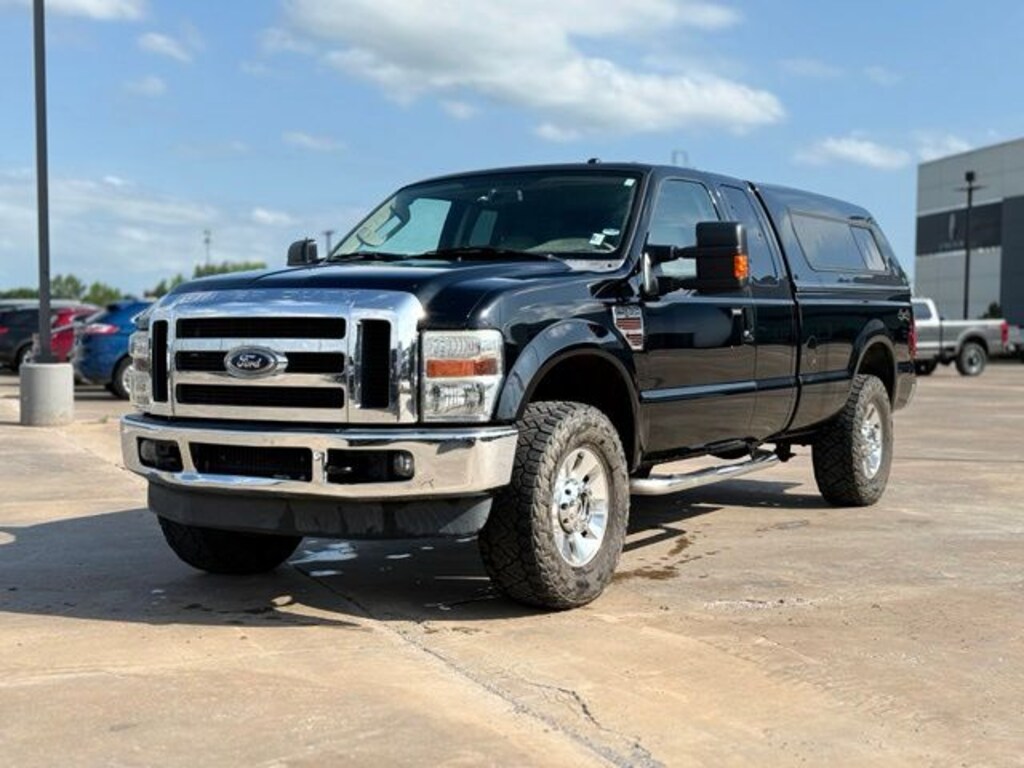 Used 2010 Ford F-250SD Lariat Truck