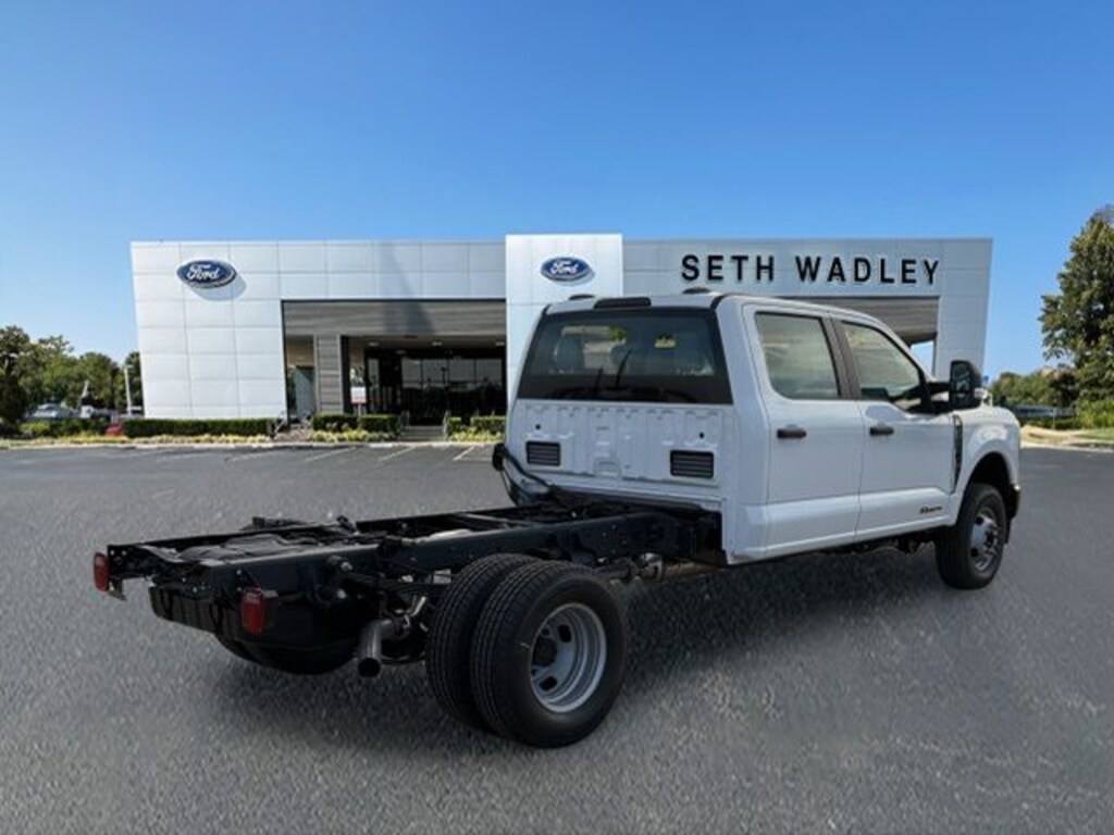 New 2026 Ford F-350SD XL Chassis