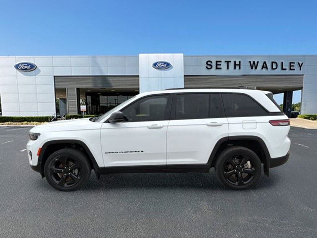 Certified 2023 Jeep Grand Cherokee Altitude SUV