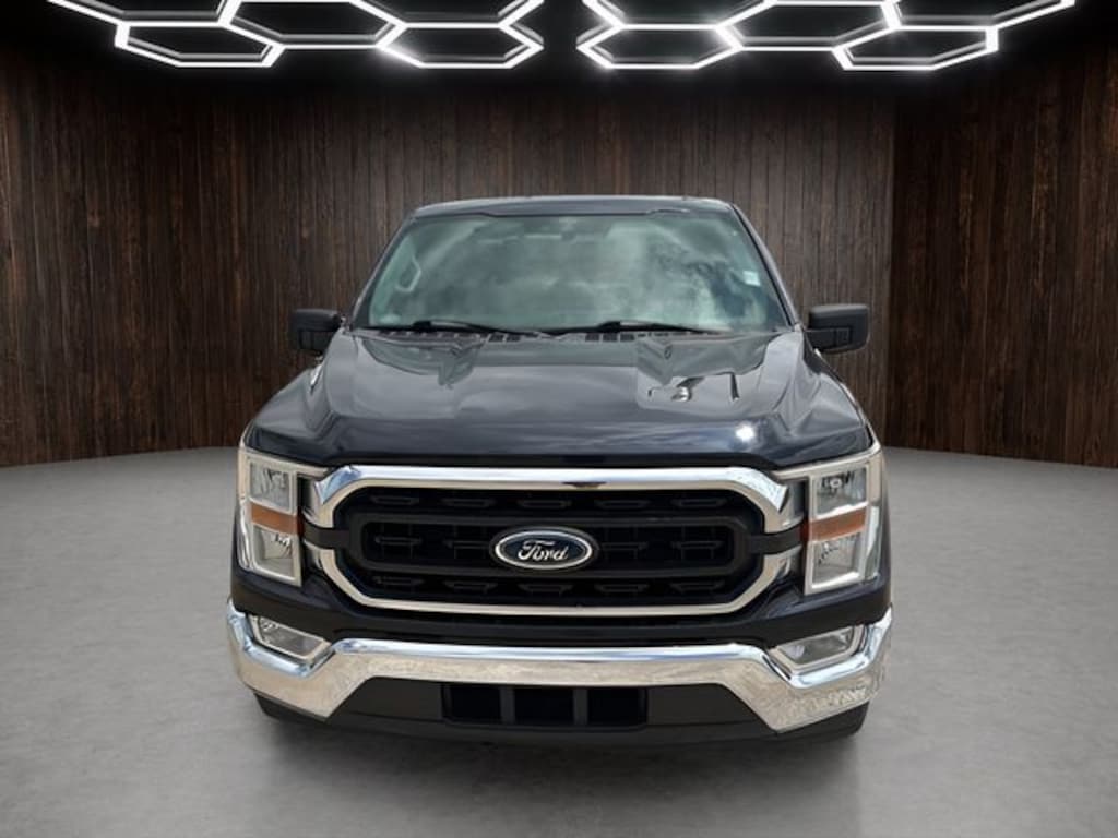 Used 2021 Ford F-150 XLT Truck
