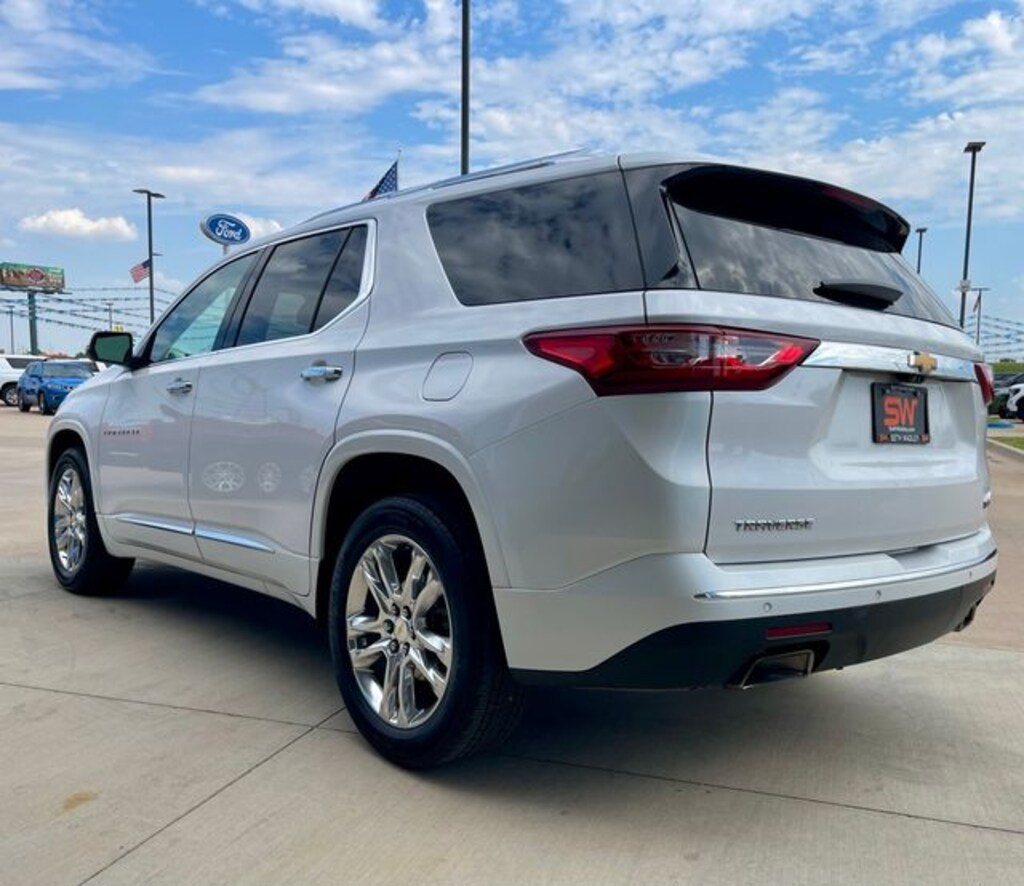 Used 2021 Chevrolet Traverse High Country SUV