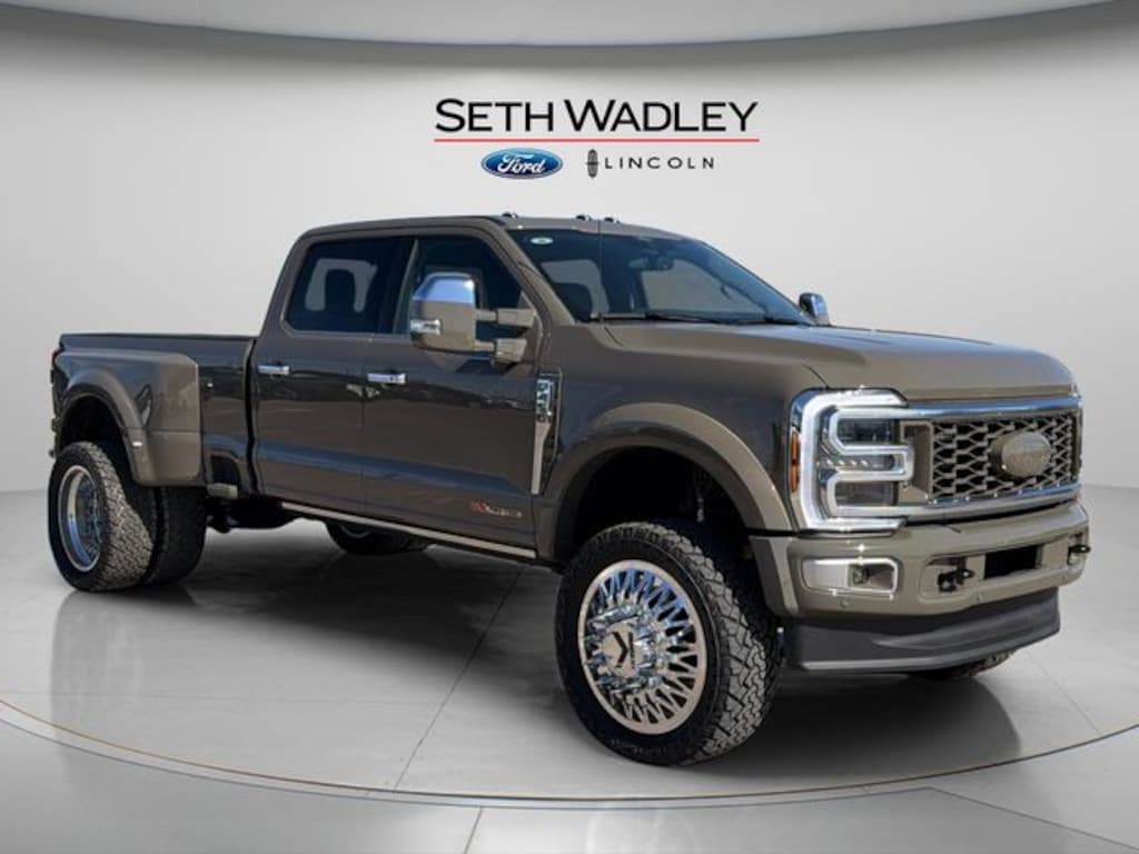 Used 2026 Ford F-450SD Platinum Truck