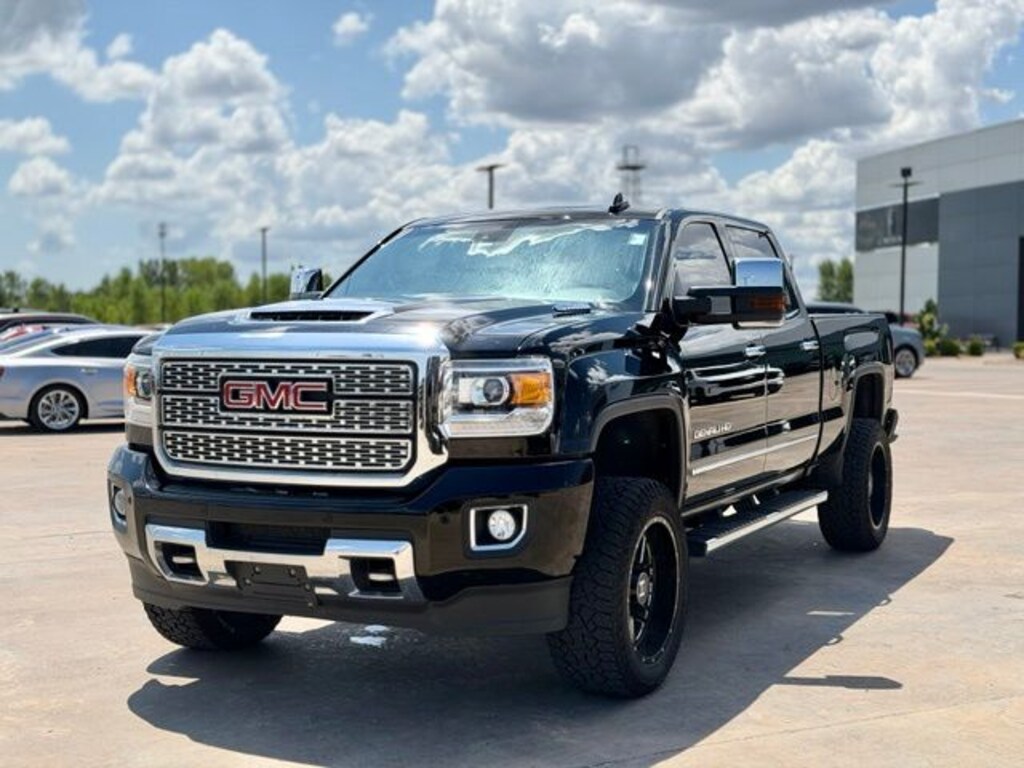 Used 2019 GMC Sierra 2500HD Denali Truck