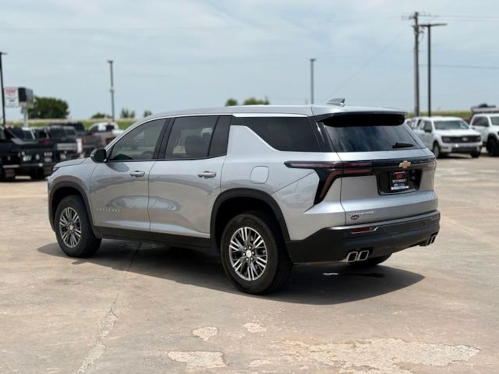 Certified 2024 Chevrolet Traverse LS SUV