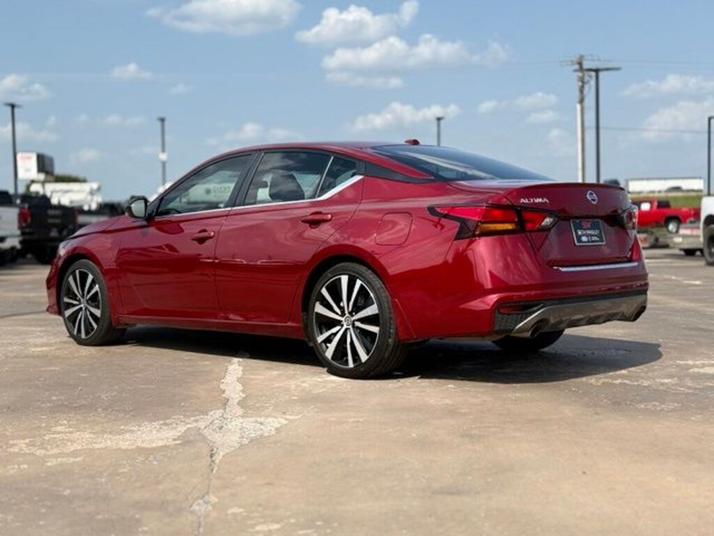 Certified 2022 Nissan Altima 2.5 SR Sedan