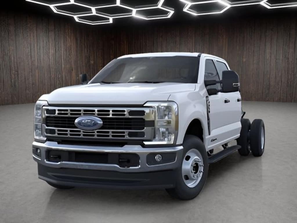 New 2026 Ford F-350SD XL Chassis