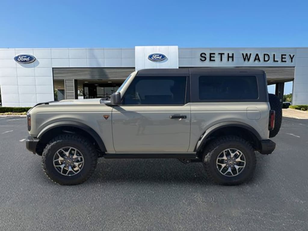 New 2025 Ford Bronco Badlands SUV