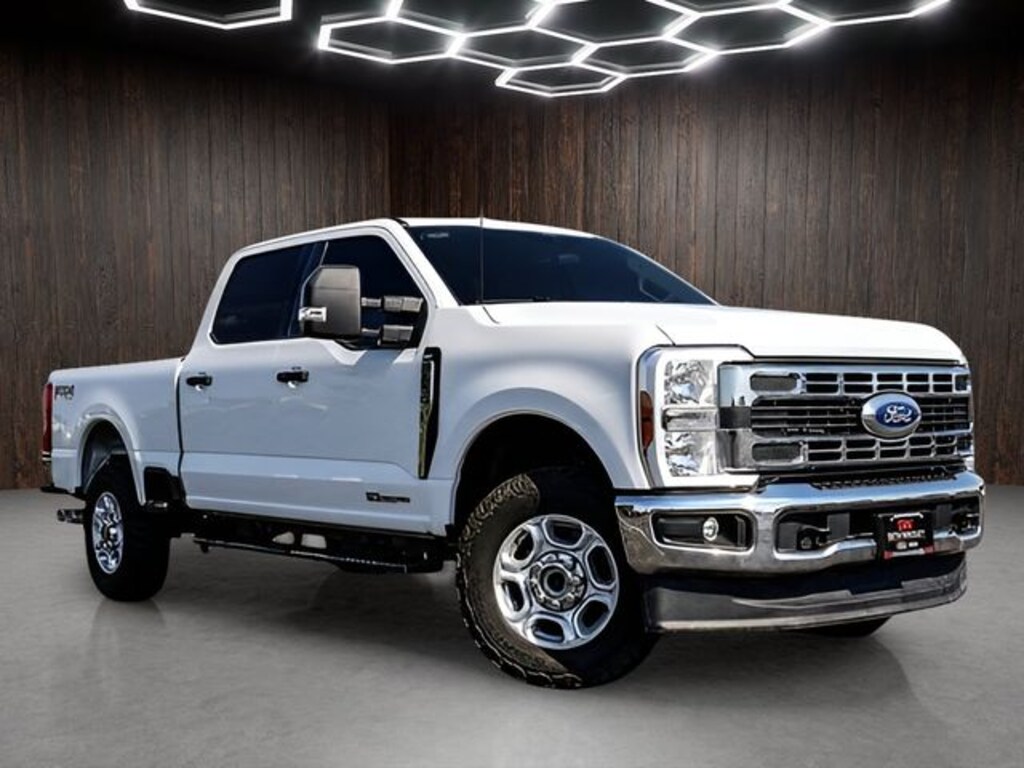 Used 2025 Ford F-250SD XLT Truck