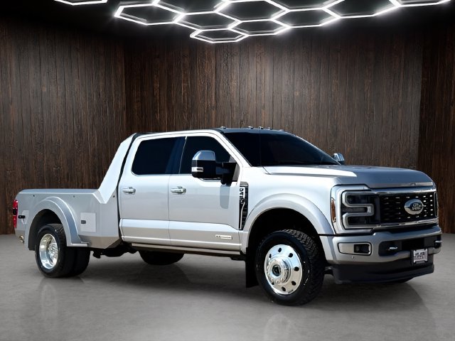 New 2024 Ford F-450SD Platinum Truck