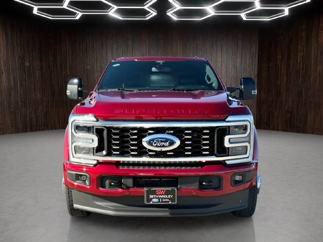 New 2025 Ford F-450SD Platinum Truck