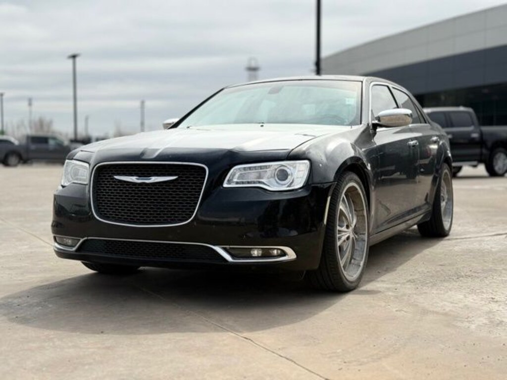 Used 2018 Chrysler 300 Limited Sedan