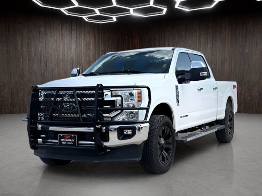 Used 2021 Ford F-250SD Lariat Truck