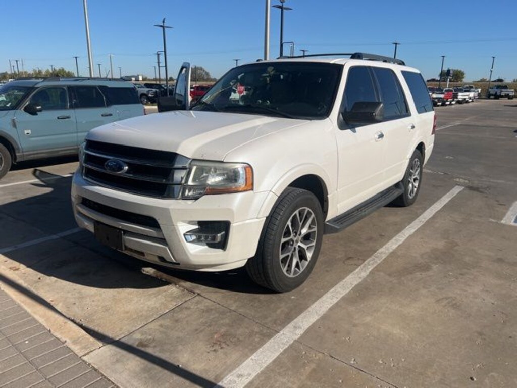 Used 2016 Ford Expedition XLT SUV