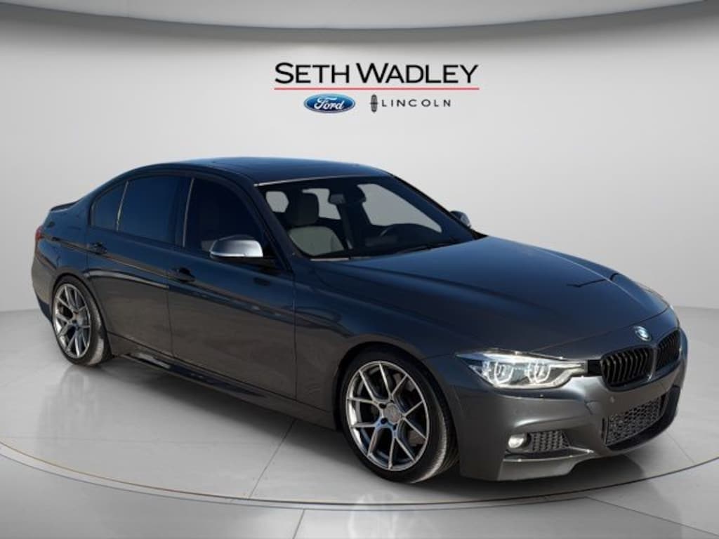 Used 2017 BMW 3 Series 330i Sedan