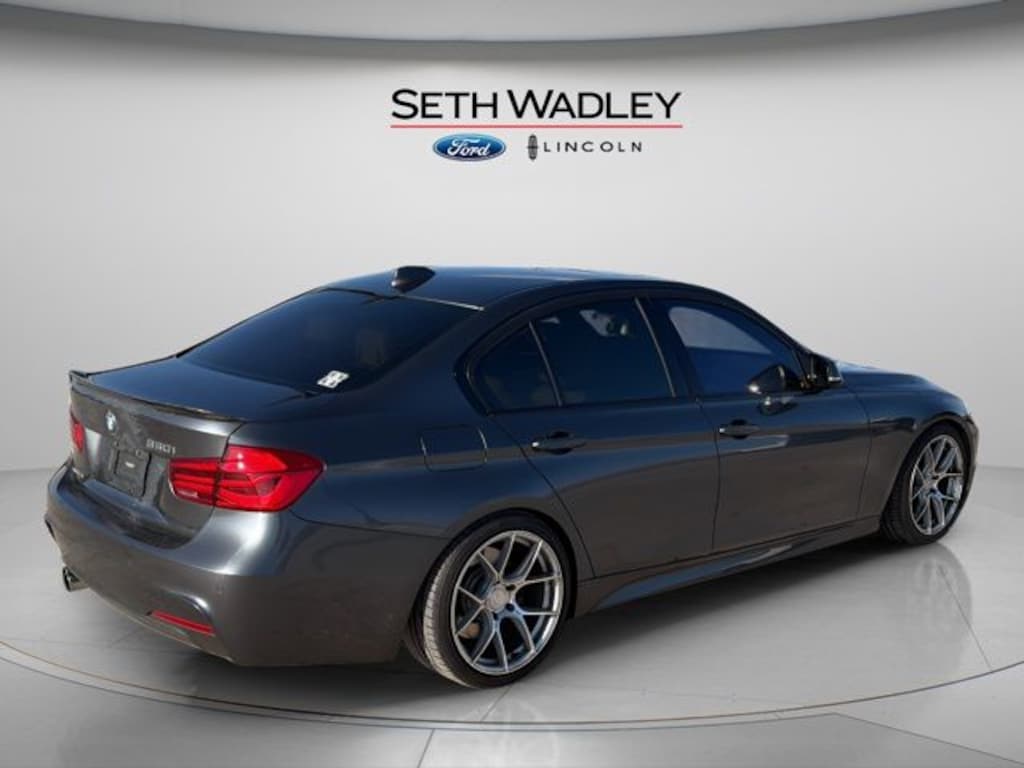 Used 2017 BMW 3 Series 330i Sedan