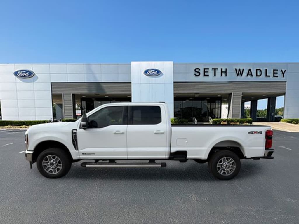New 2026 Ford F-350SD Lariat Truck