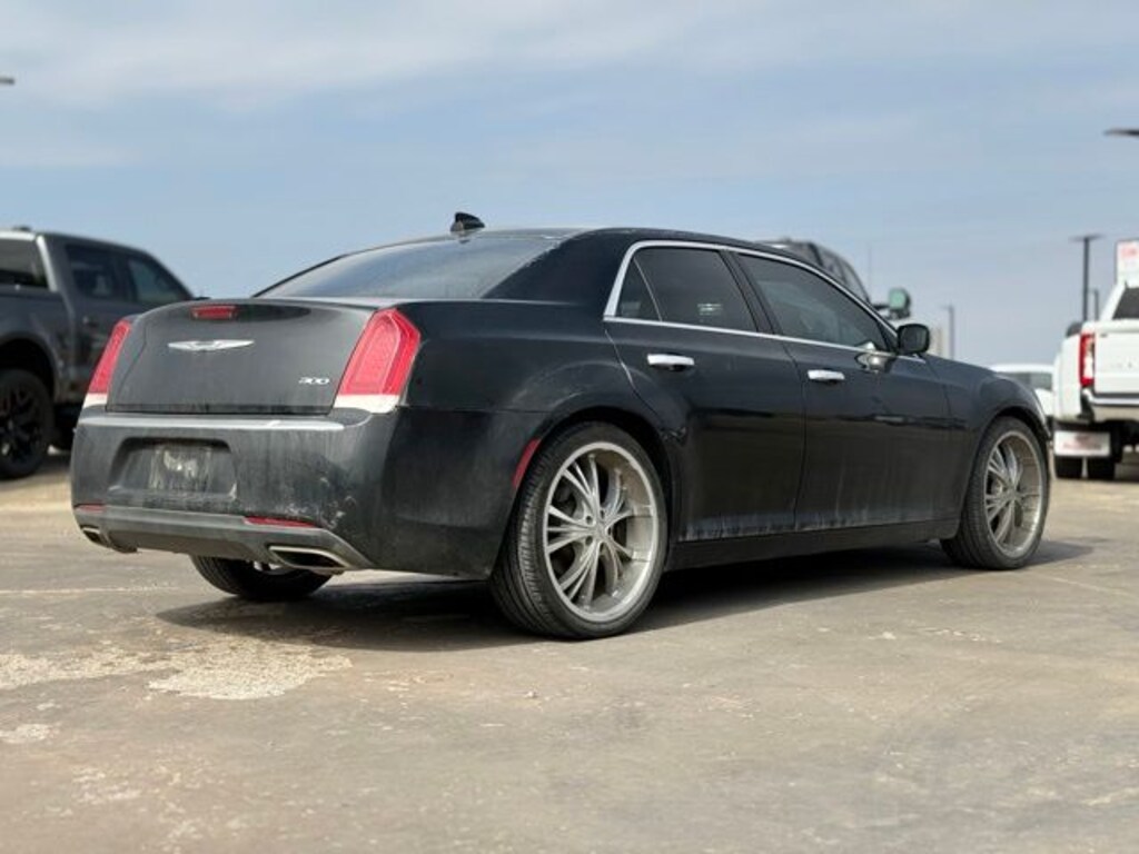 Used 2018 Chrysler 300 Limited Sedan