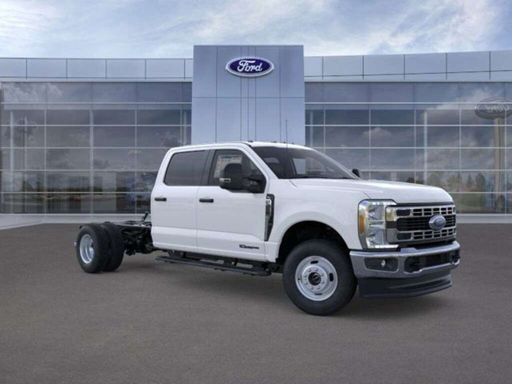New 2026 Ford F-350SD XL Chassis
