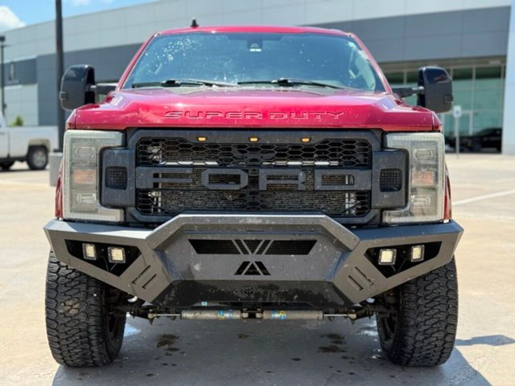 Used 2019 Ford F-250SD Lariat Truck