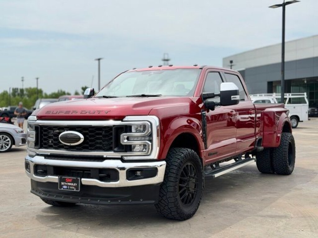 Used 2025 Ford F-350SD Lariat Truck