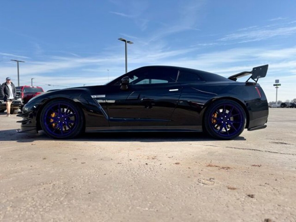 Used 2010 Nissan GT-R Premium Shep 2.5 Transmission Coupe