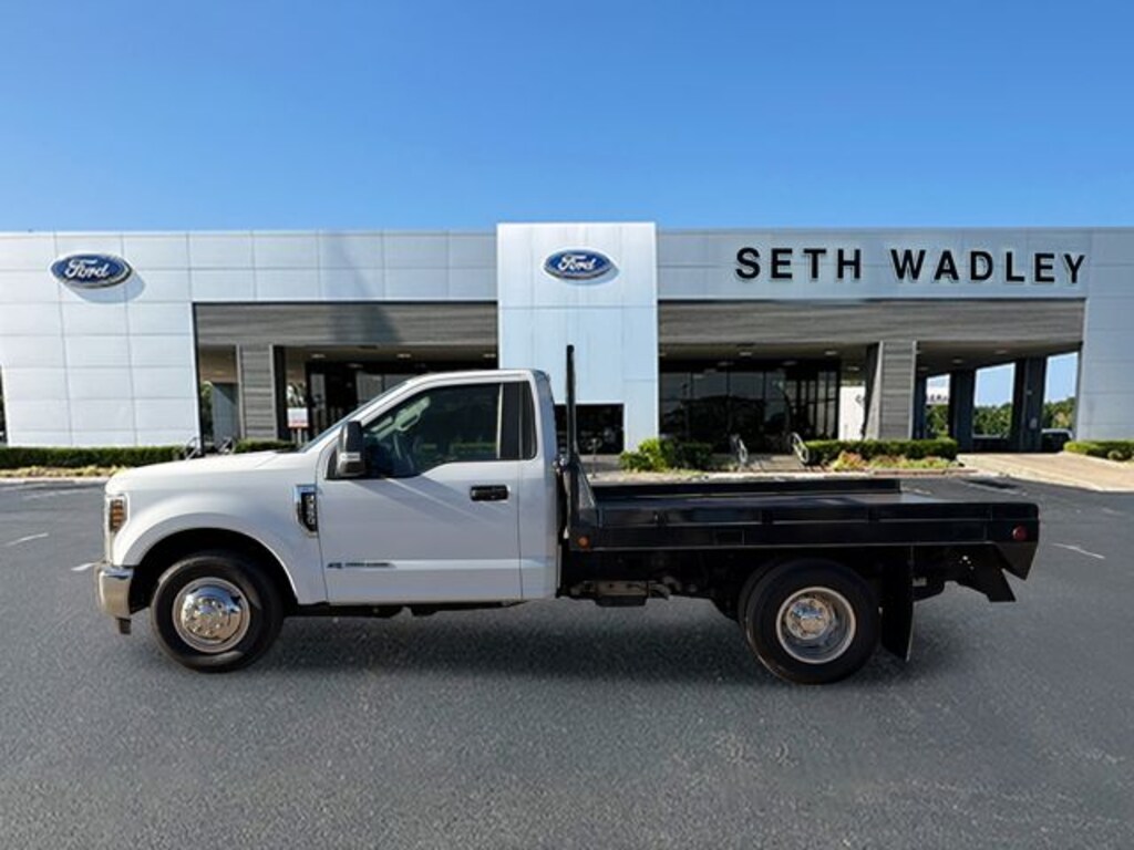 Used 2019 Ford F-350SD XLT Chassis