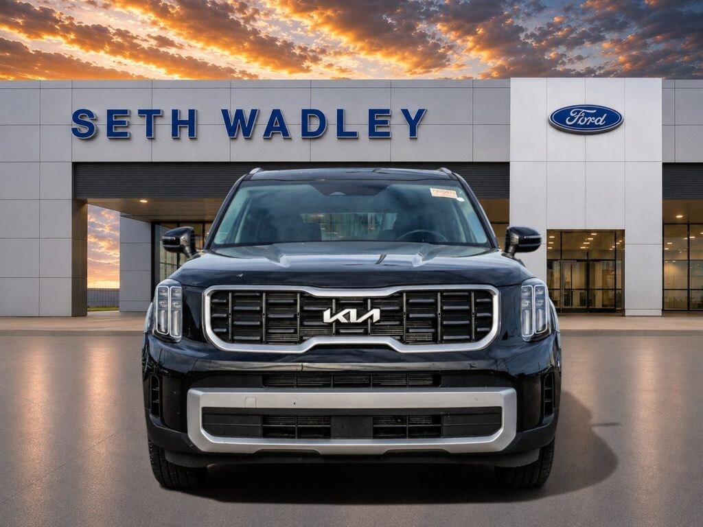 Used 2025 Kia Telluride S SUV