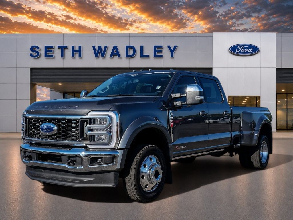 Used 2025 Ford F-450SD Lariat Truck