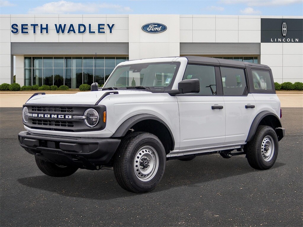 2025 Ford Bronco Base photo 2