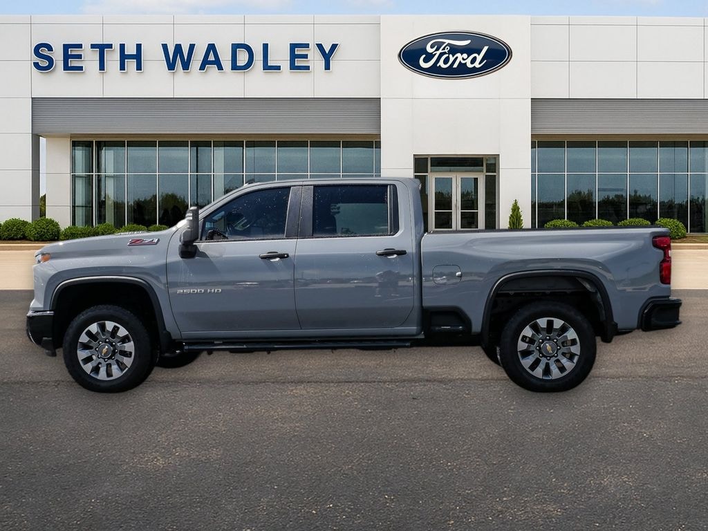 Used 2025 Chevrolet Silverado 2500HD Custom Truck