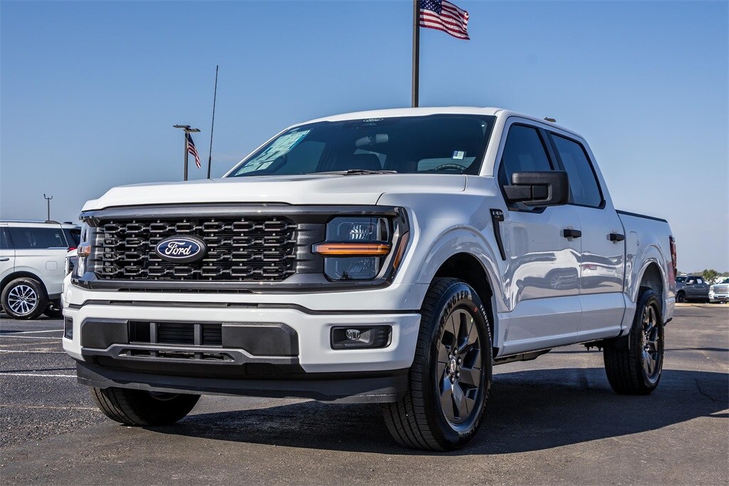 2025 Ford F-150 STX photo 3